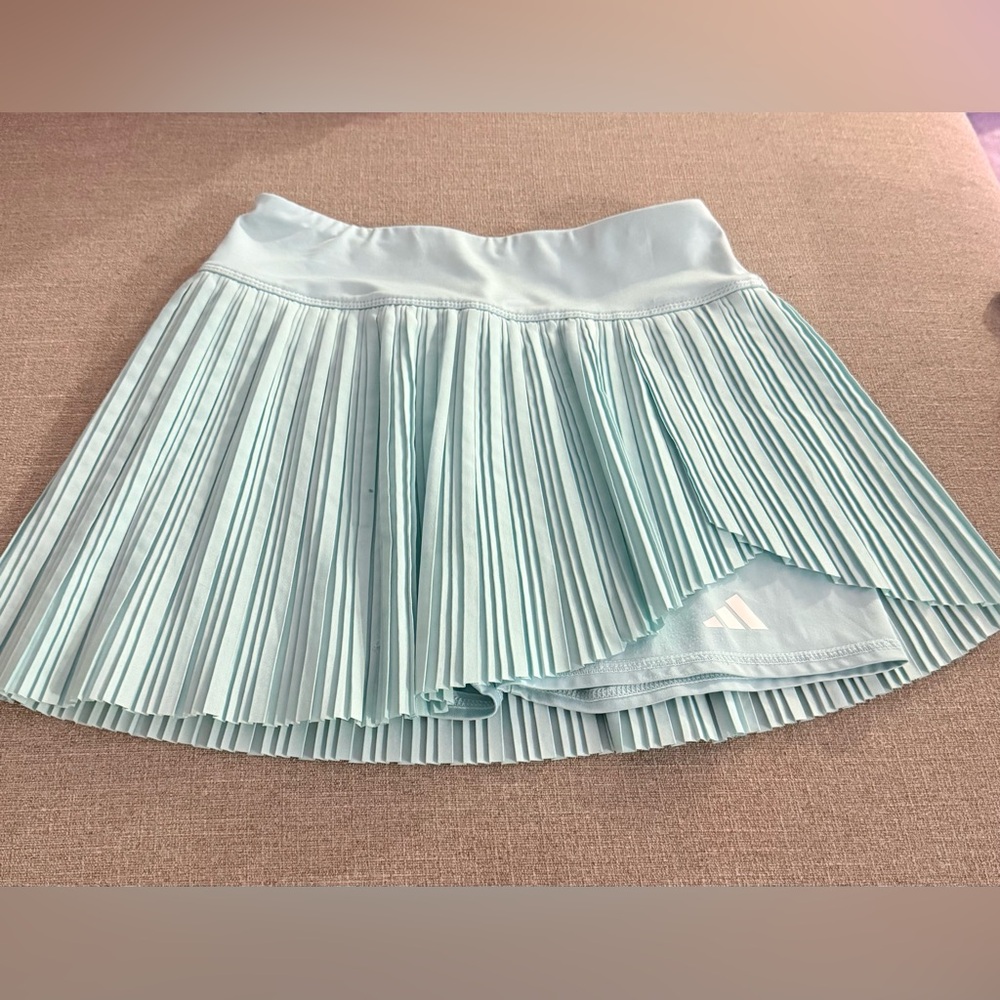 New Adidas Girls' Woven Pleated Skort-Size L- Semi‎ Flash Aqua
Color - Picture 9 of 9
